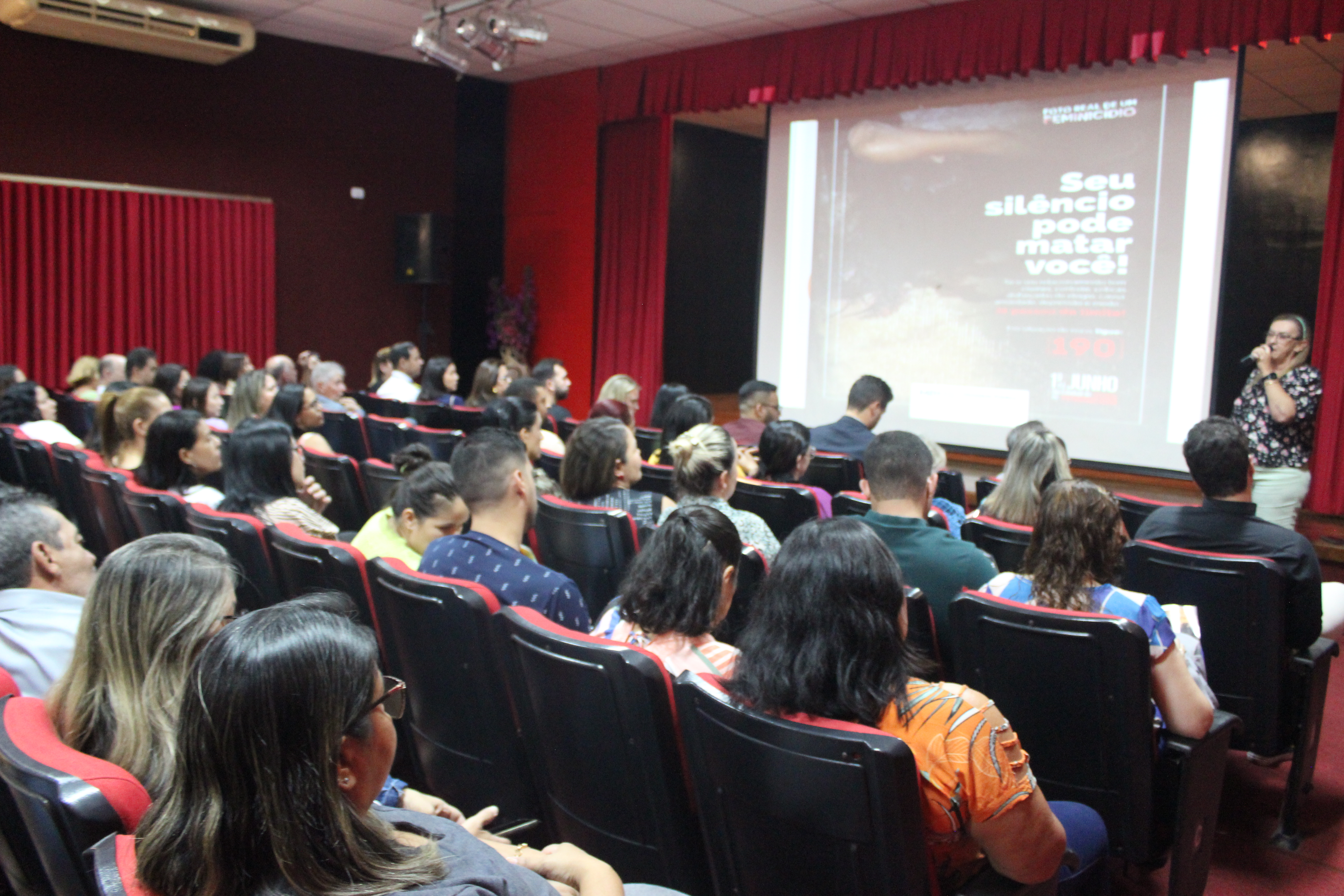 Palestra sobre Feminicídio com Gerência de Polícias Públicas para as Mulheres em campanha do Ministério Público MS