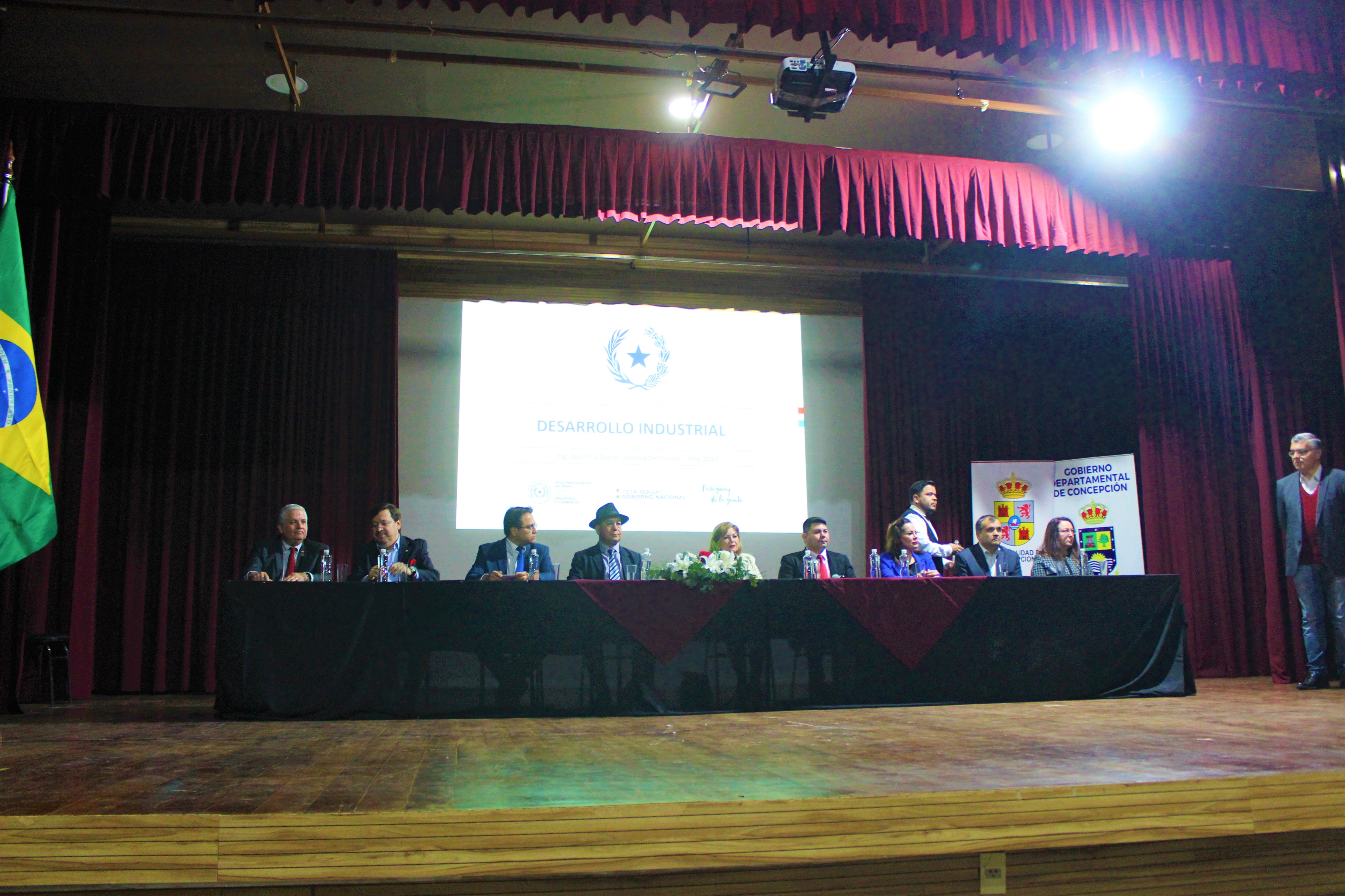 Porto Murtinho participa de Simpósio Internacional sobre Integração Regional em Concepición no Paraguai
