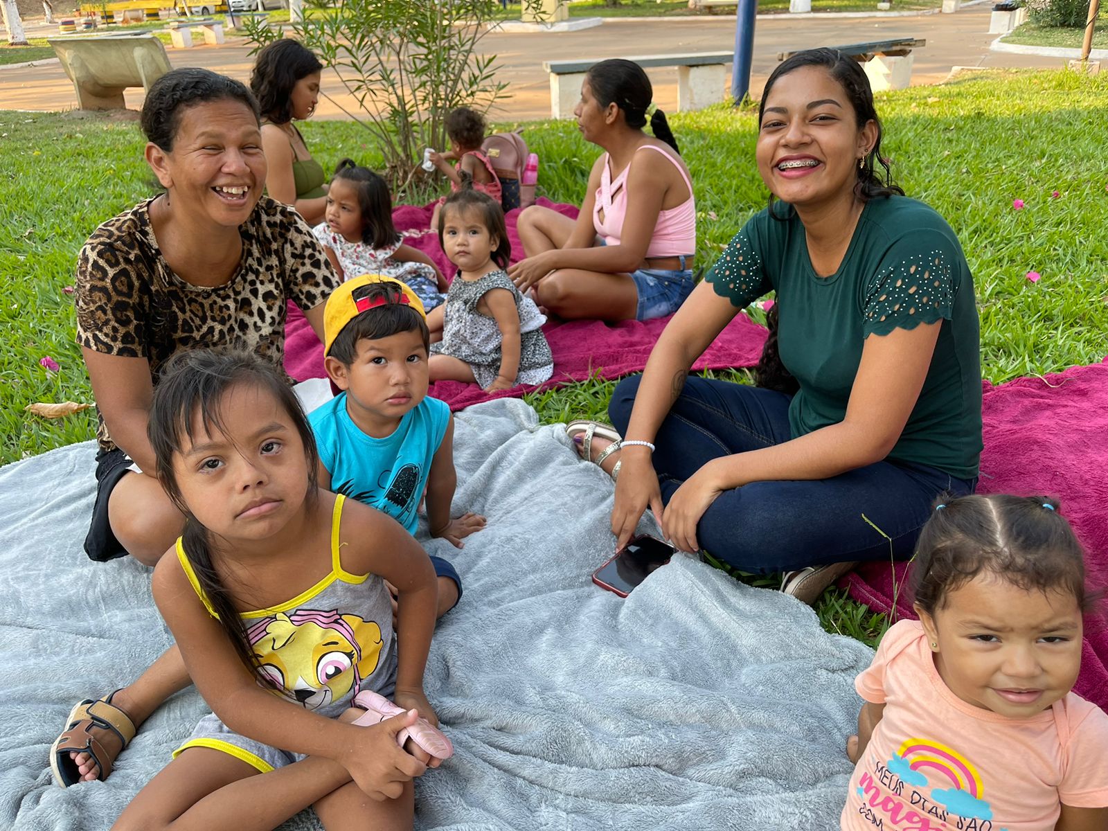 Porto Murtinho: famílias do programa 'Criança Feliz' participam de passeio e piquenique