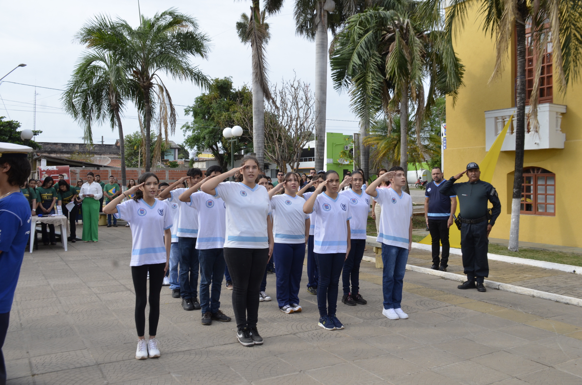 Confira as fotos do Desfile comemorativo ao Dia 7 de Setembro em Porto Murtinho