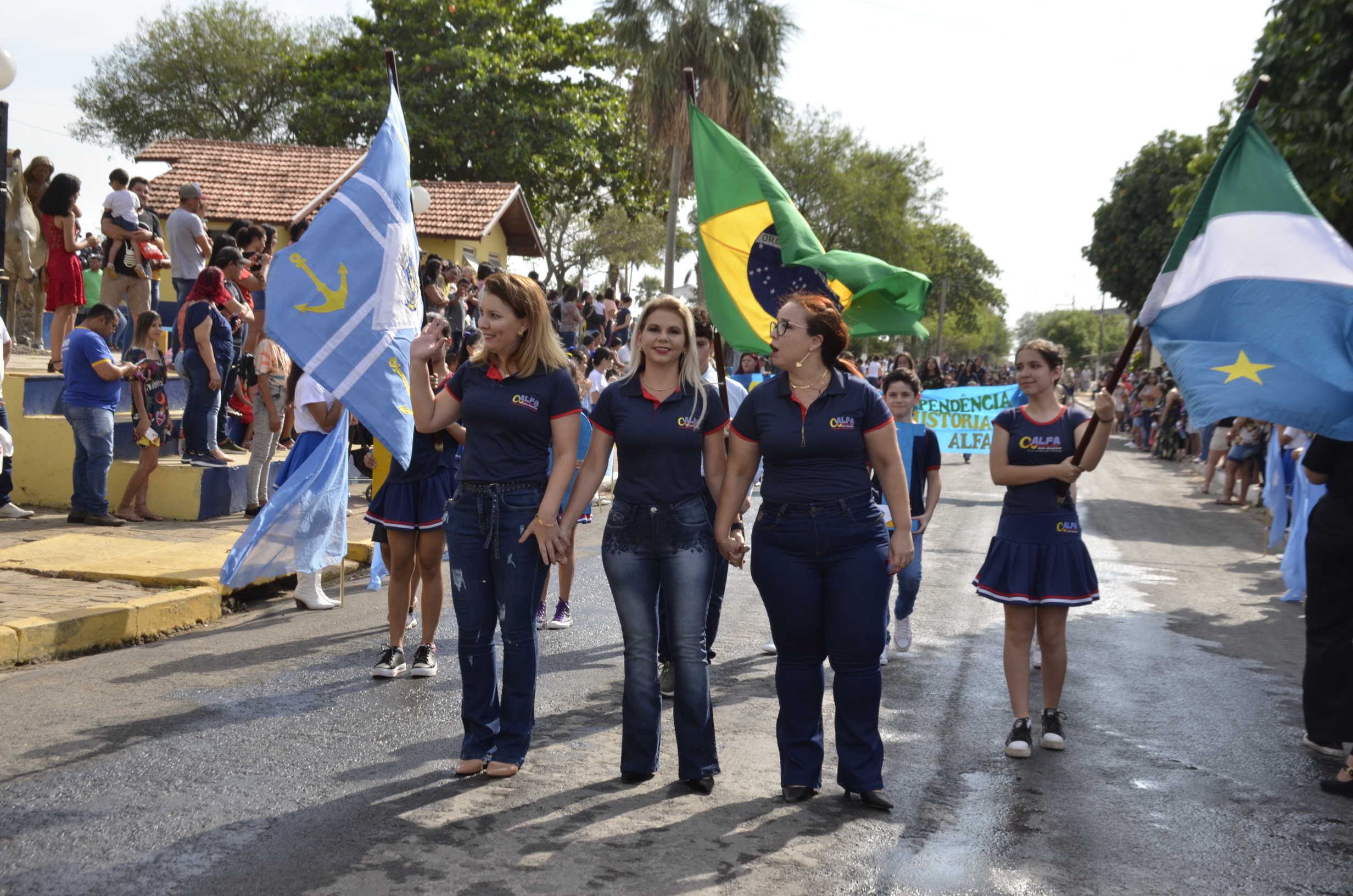 Confira as fotos do Desfile comemorativo ao Dia 7 de Setembro em Porto Murtinho