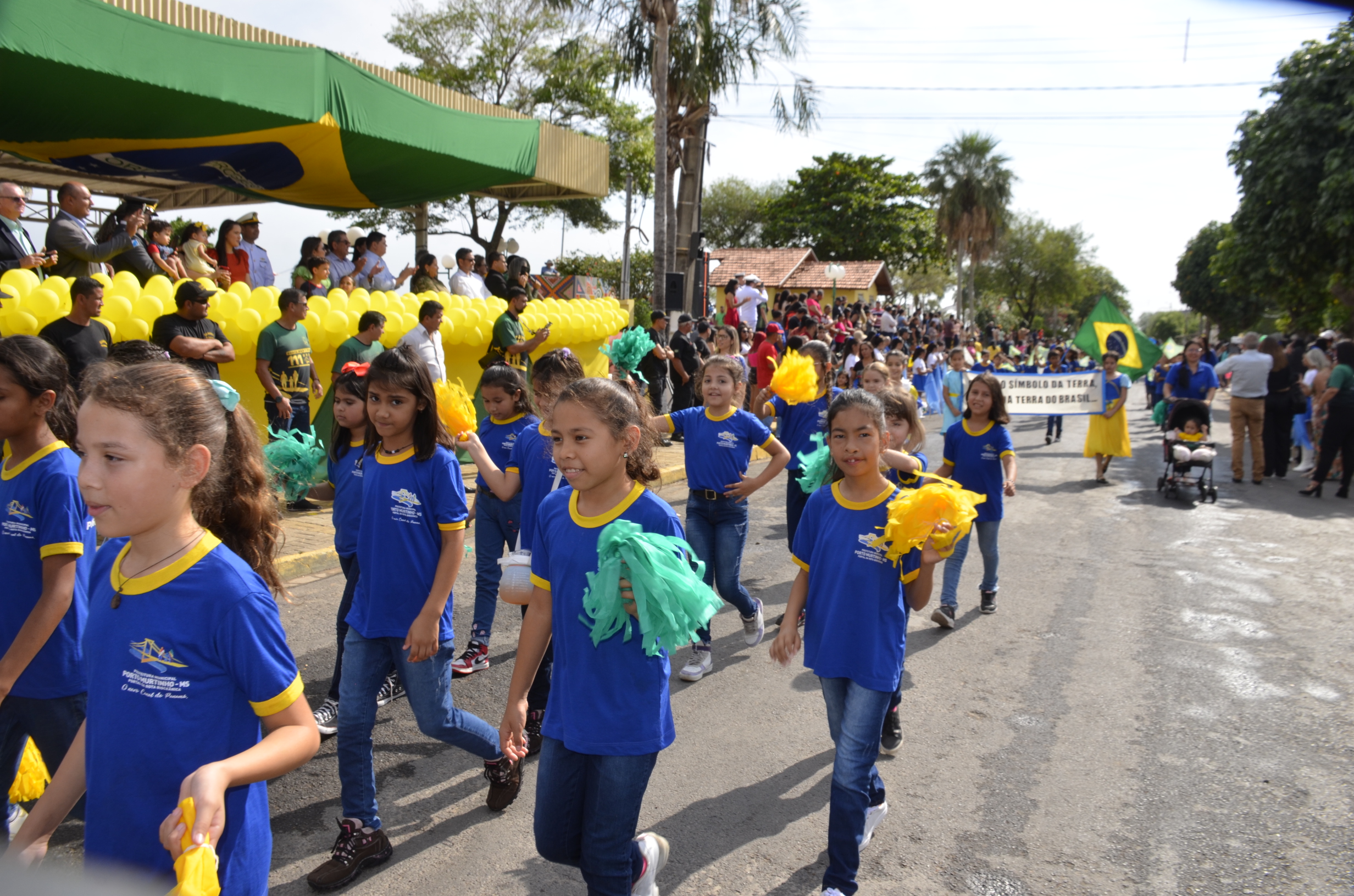 Confira as fotos do Desfile comemorativo ao Dia 7 de Setembro em Porto Murtinho