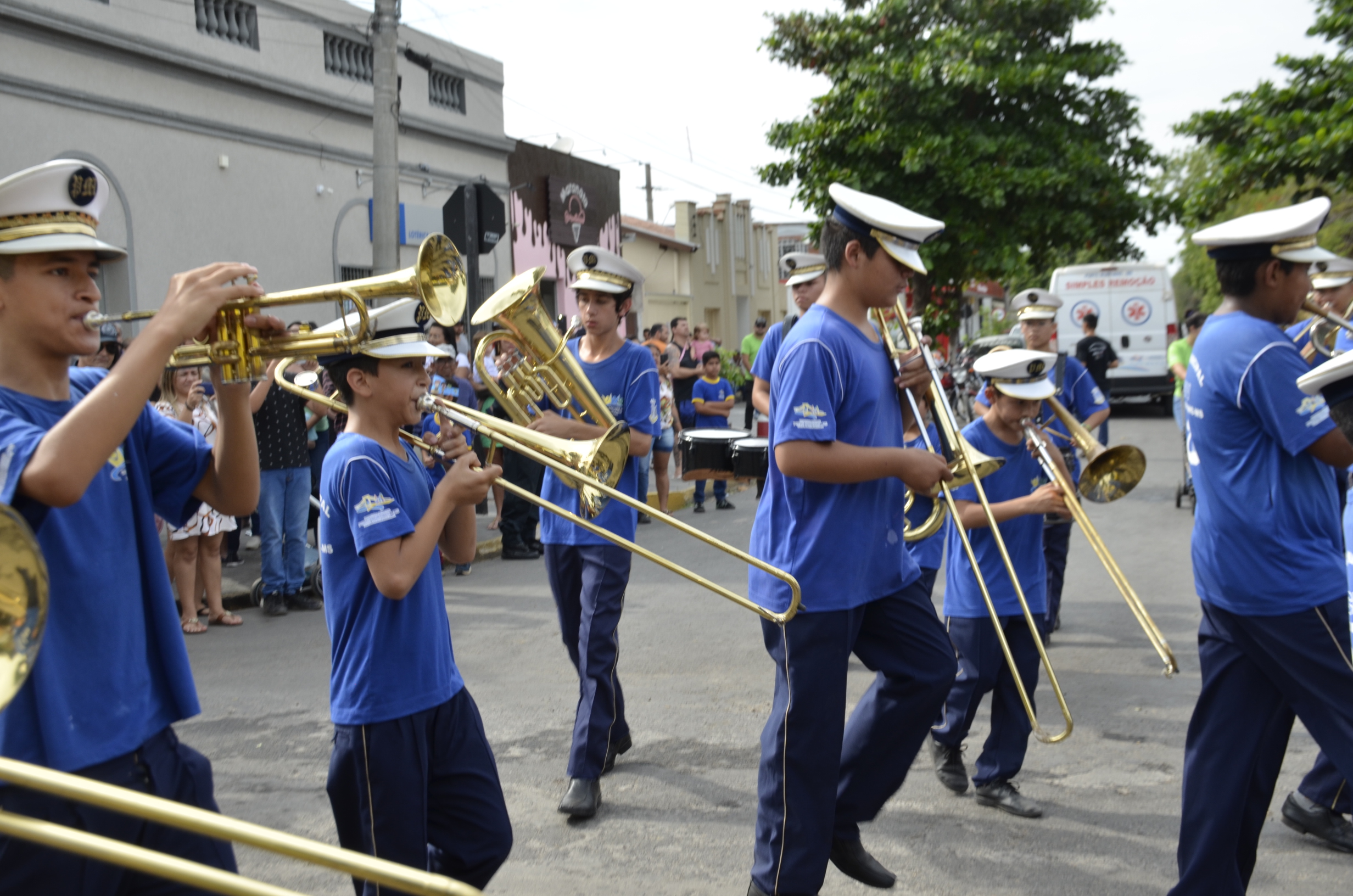 Confira as fotos do Desfile comemorativo ao Dia 7 de Setembro em Porto Murtinho