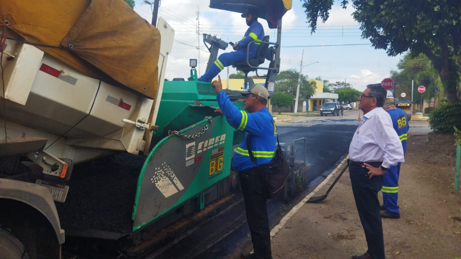 Canteiro de obras: Porto Murtinho está sendo contemplada com dez quilômetros de asfalto