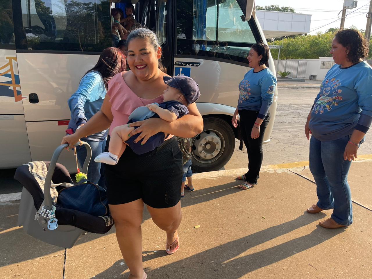 Porto Murtinho: famílias do programa 'Criança Feliz' participam de passeio e piquenique