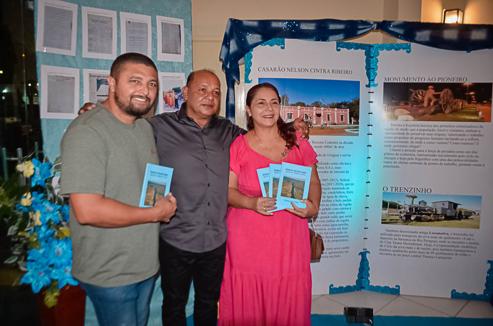 Lançamento do Livro 'Porto Murtinho quem te conhece te ama', autoria professor Braz León