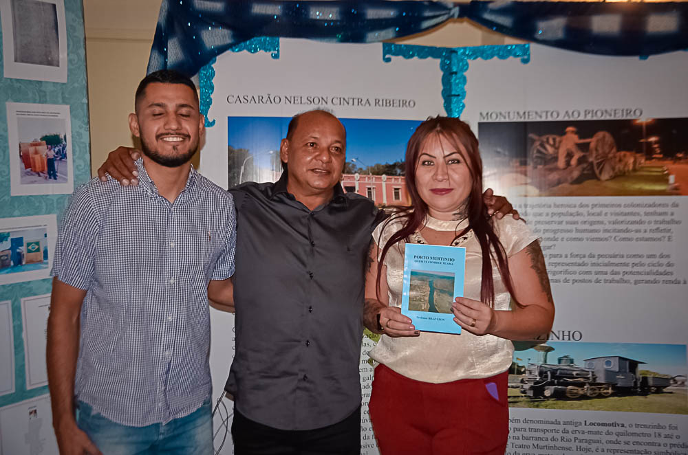 Lançamento do Livro 'Porto Murtinho quem te conhece te ama', autoria professor Braz León