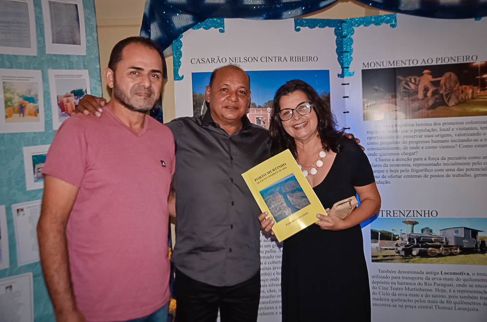 Lançamento do Livro 'Porto Murtinho quem te conhece te ama', autoria professor Braz León