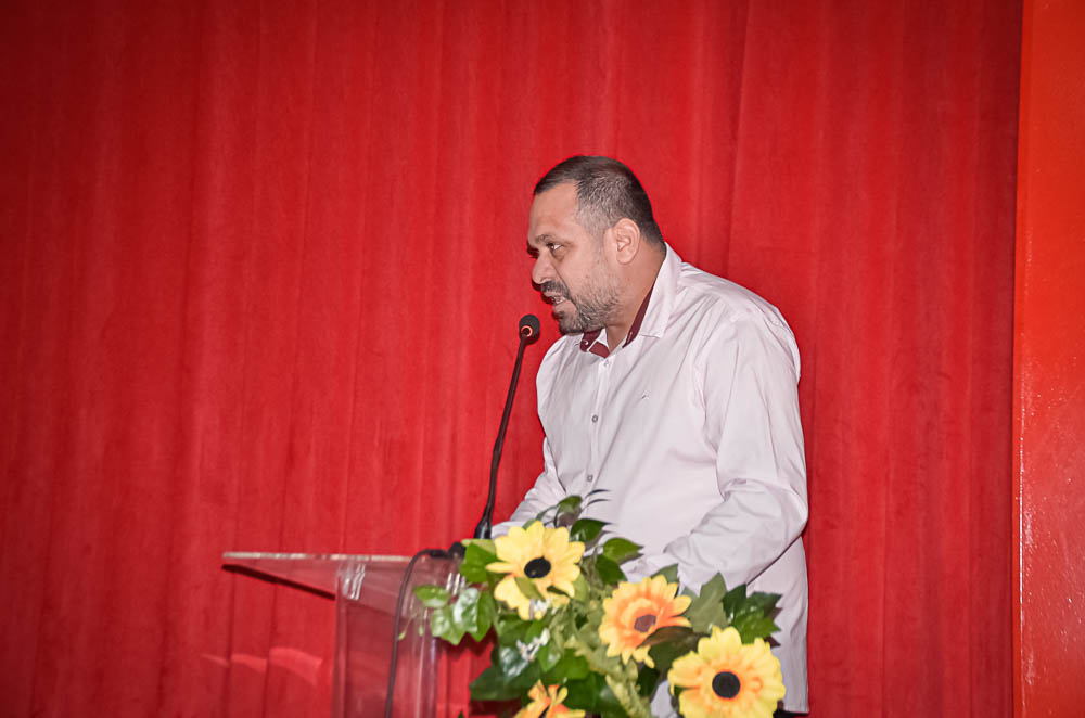 Lançamento do Livro 'Porto Murtinho quem te conhece te ama', autoria professor Braz León