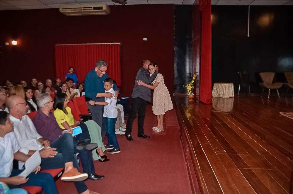 Lançamento do Livro 'Porto Murtinho quem te conhece te ama', autoria professor Braz León