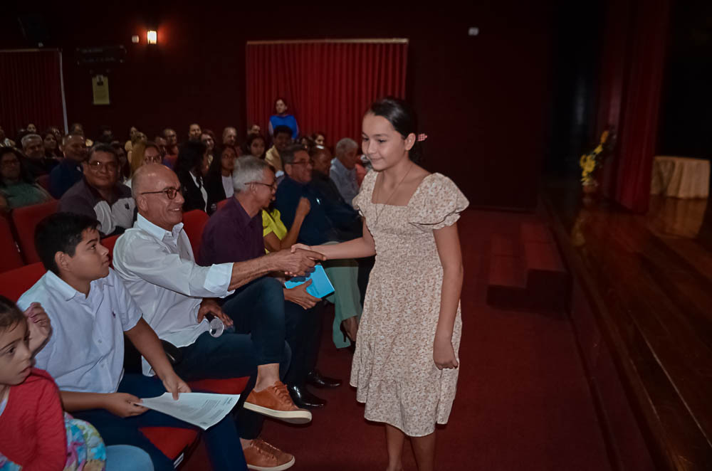 Lançamento do Livro 'Porto Murtinho quem te conhece te ama', autoria professor Braz León