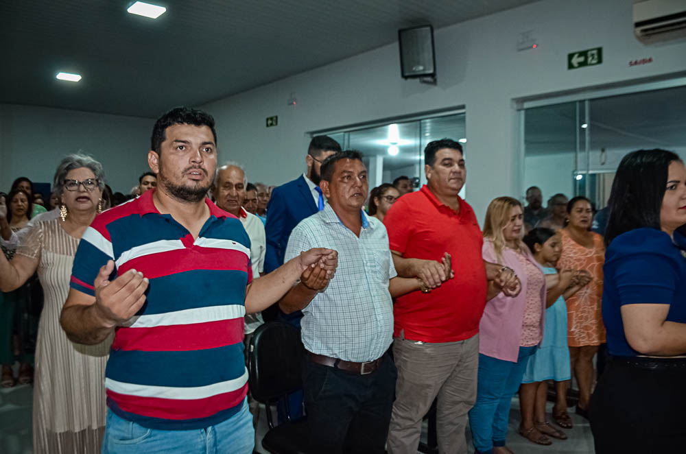 Noite de Homenagem: Prefeito Nelson Cintra Ribeiro recebe homenagem do Poder Legislativo