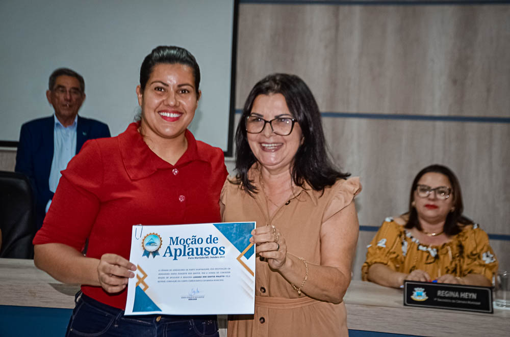 Noite de Homenagem: Prefeito Nelson Cintra Ribeiro recebe homenagem do Poder Legislativo