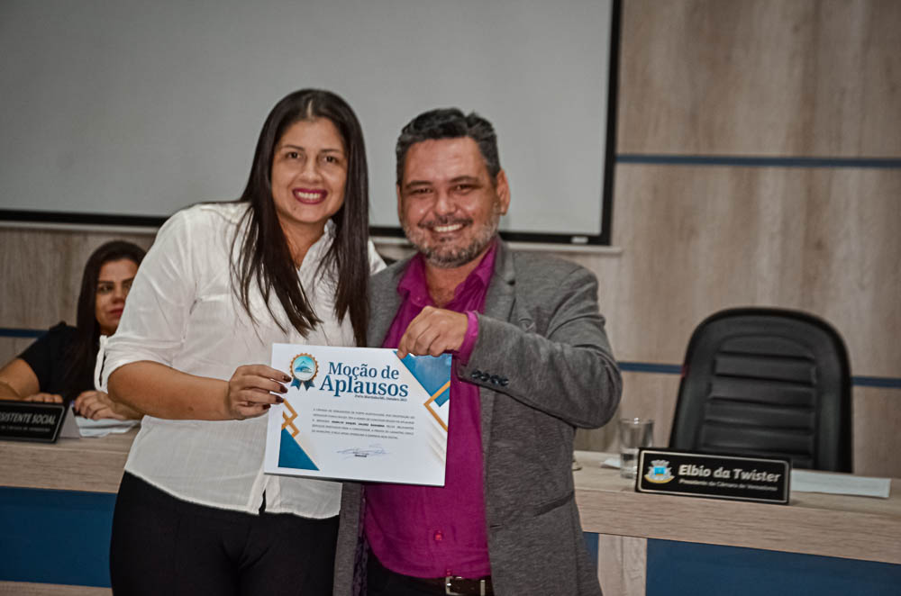 Noite de Homenagem: Prefeito Nelson Cintra Ribeiro recebe homenagem do Poder Legislativo