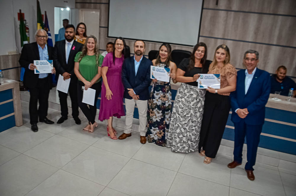 Noite de Homenagem: Prefeito Nelson Cintra Ribeiro recebe homenagem do Poder Legislativo