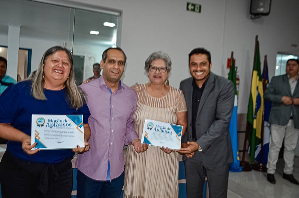 Noite de Homenagem: Prefeito Nelson Cintra Ribeiro recebe homenagem do Poder Legislativo