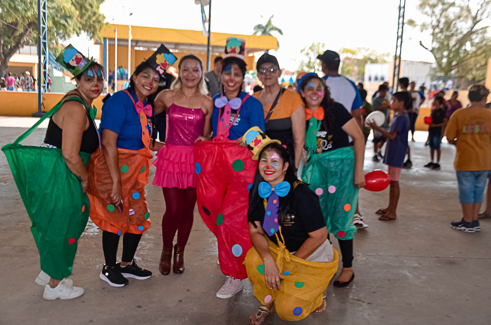 Confira clicando no link da matéria todas as fotos da 'Mega' Festa da Criança, realizada pela Prefeitura de Porto Murtinho