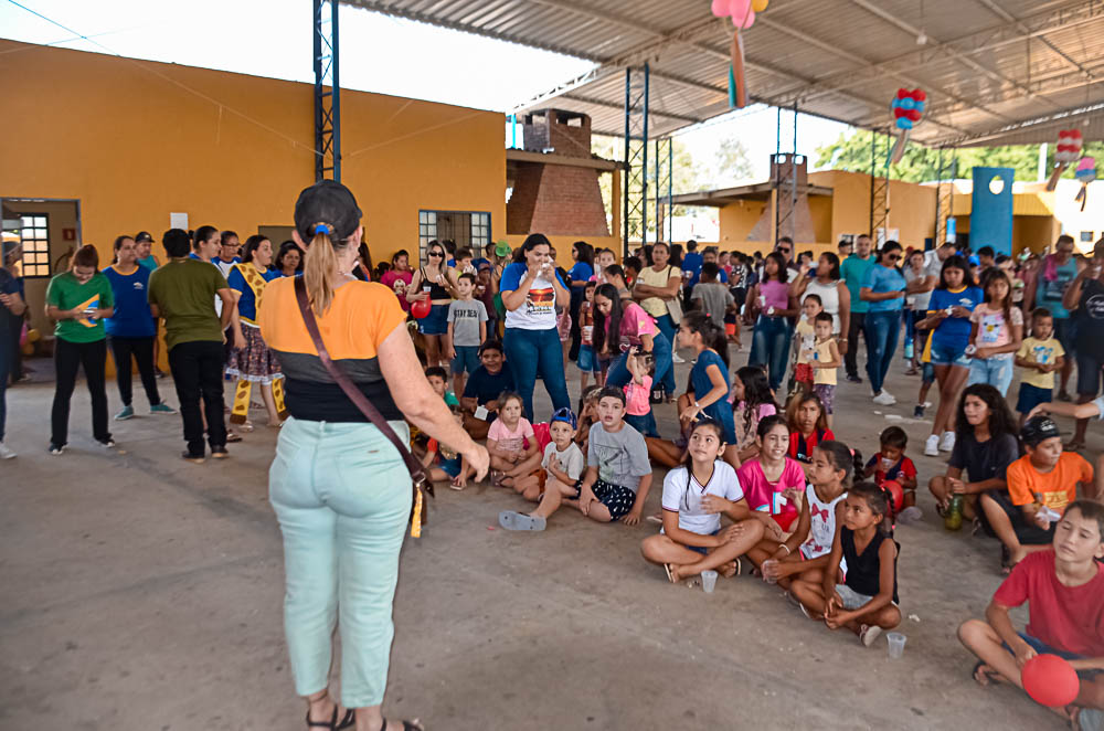 Confira clicando no link da matéria todas as fotos da 'Mega' Festa da Criança, realizada pela Prefeitura de Porto Murtinho