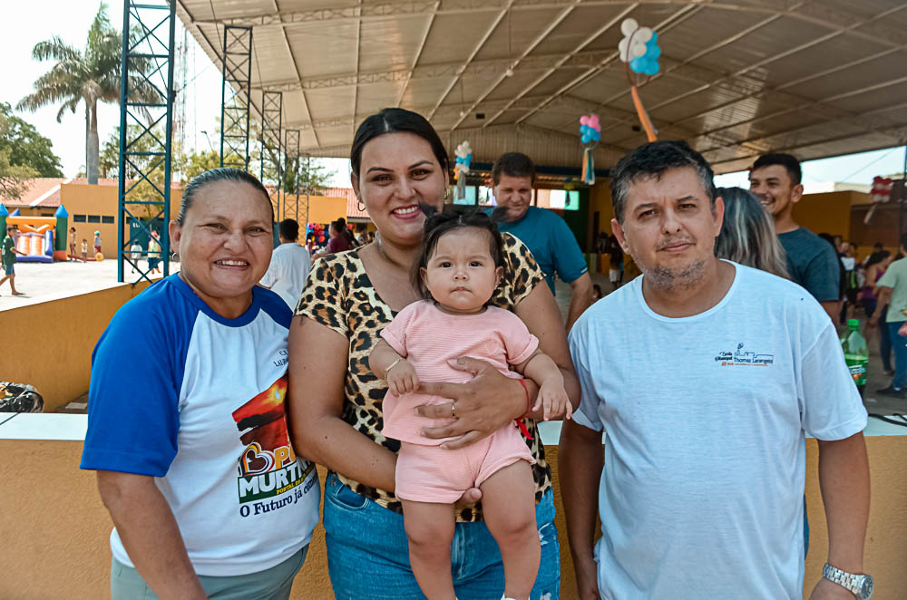 Confira clicando no link da matéria todas as fotos da 'Mega' Festa da Criança, realizada pela Prefeitura de Porto Murtinho