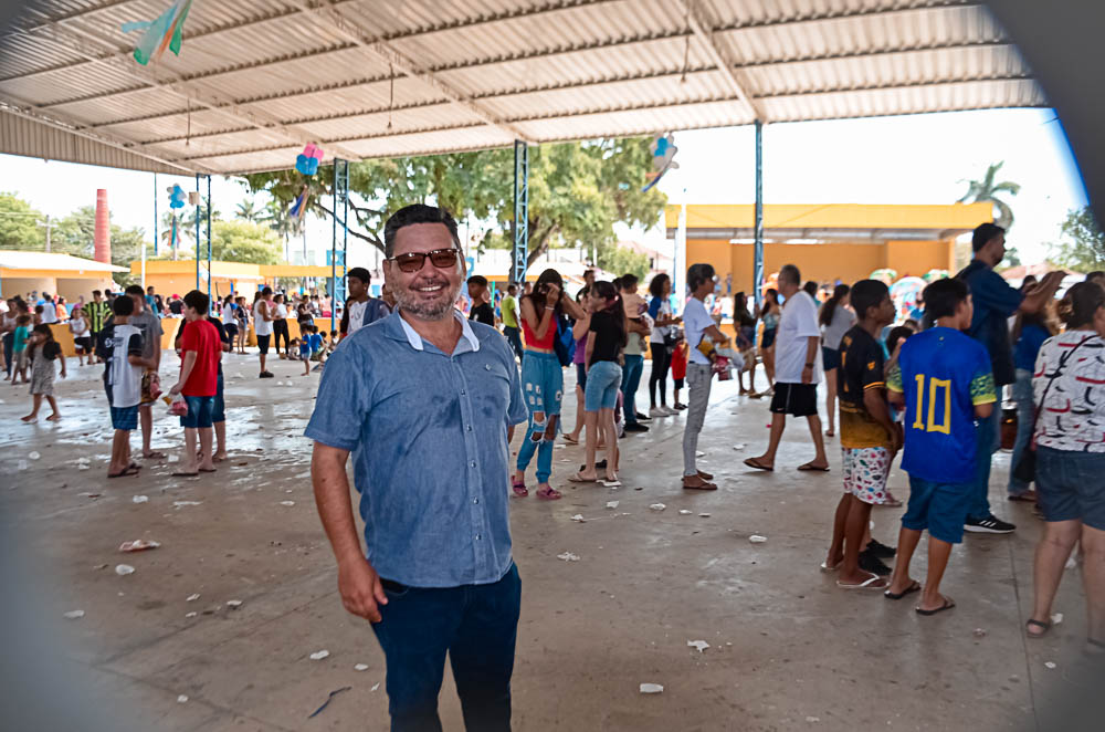 Confira clicando no link da matéria todas as fotos da 'Mega' Festa da Criança, realizada pela Prefeitura de Porto Murtinho