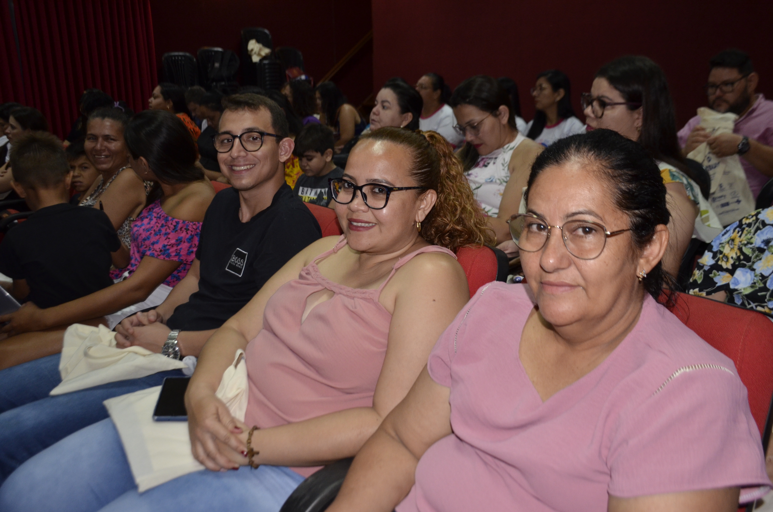 Confira as fotos da abertura do 'Seminário de Intersetorialidade e Saúde na Fronteira’.