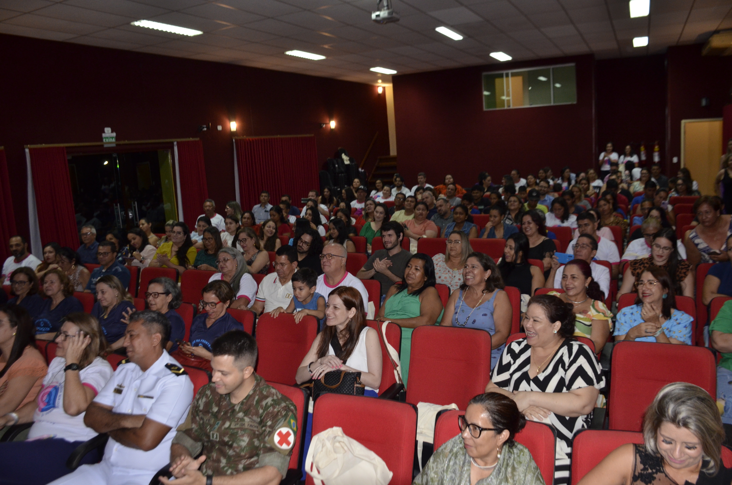 Confira as fotos da abertura do 'Seminário de Intersetorialidade e Saúde na Fronteira’.