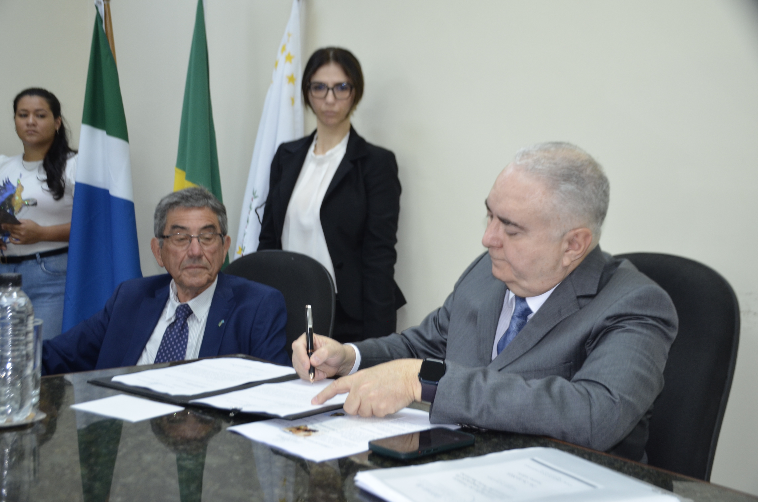 Prefeito de Porto Murtinho Nelson Cintra participa da solenidade de implantação Gabinete de Integração do TJMS