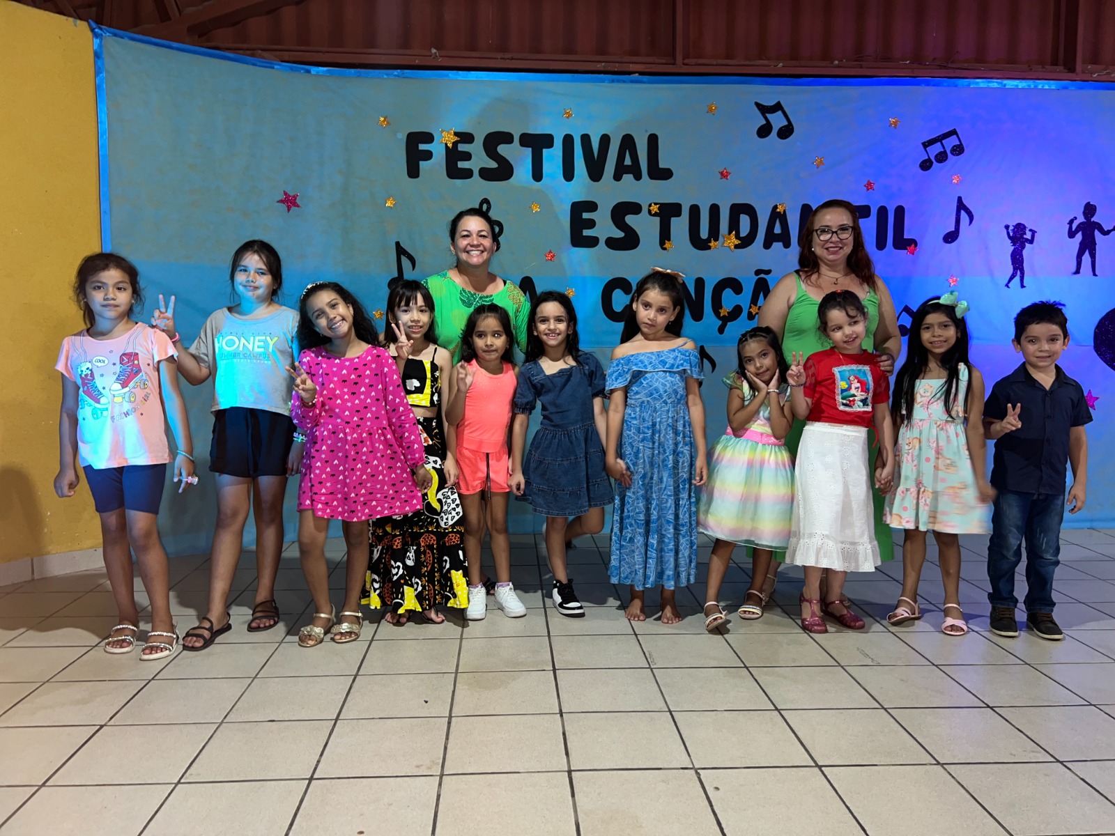 Fábrica de Talentos: Escola Municipal Thomaz Larangeira realiza 1º Festival Estudantil da Canção