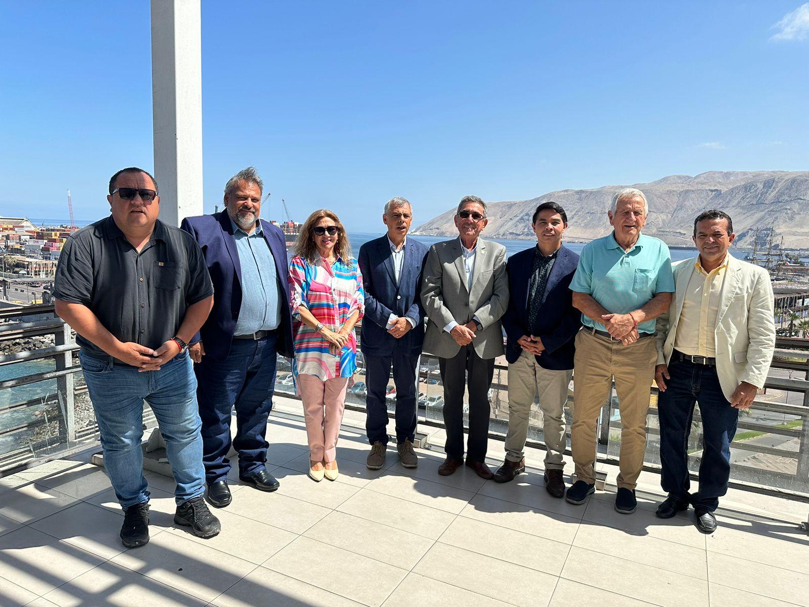 No Chile, prefeito Nelson Cintra visita polo portuário