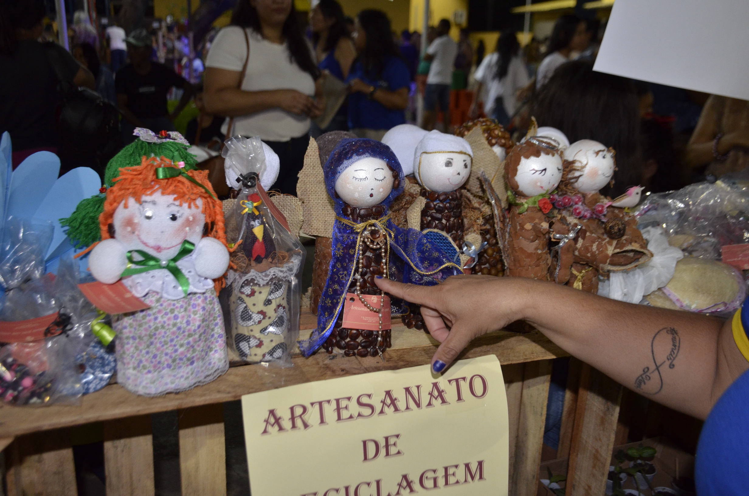 Empreendedorismo: durante a 3ª Feira do JEEP em Porto Murtinho alunos da Rede Municipal expõem produtos feitos em sala de aula