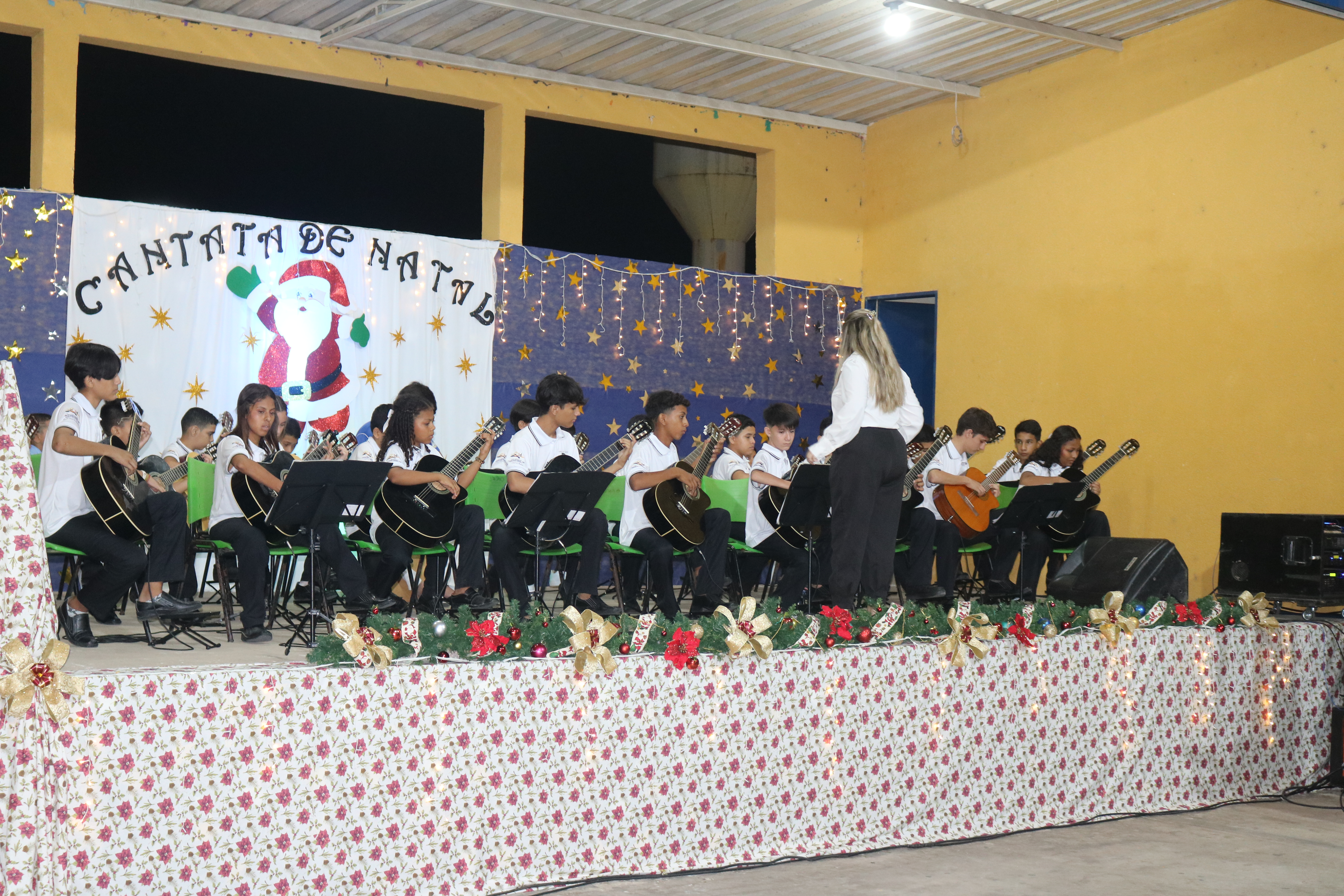 Cantata de Natal em Porto Murtinho emociona público e supera expectativas