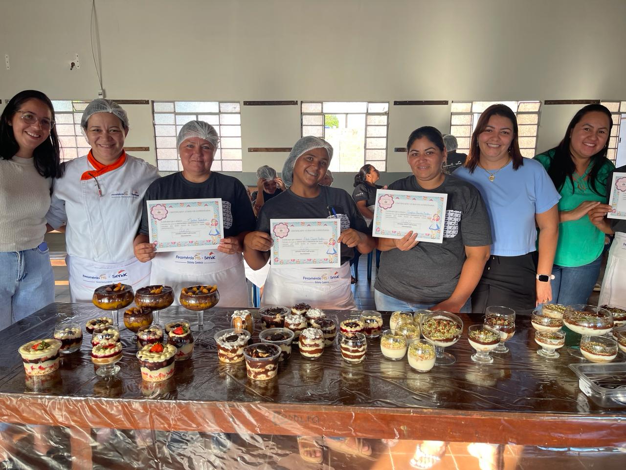 Porto Murtinho: curso de sobremesas em taças foi um grande sucesso