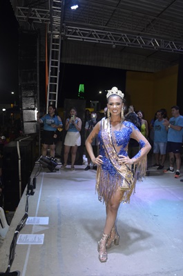 Confira fotos dos concursos Rei e Rainha do Porto Folia 2024