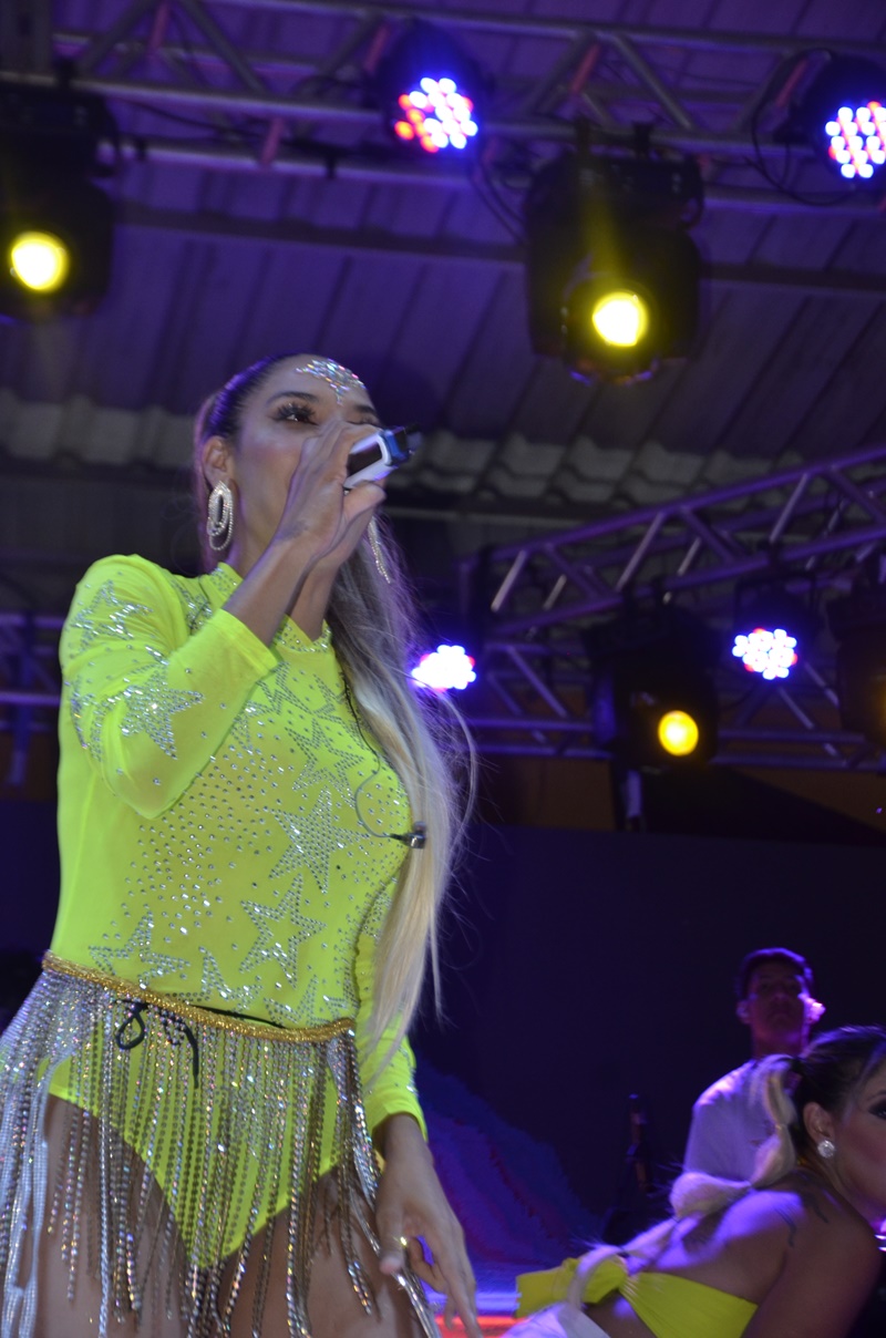 Porto Folia 2024: confira fotos do show da cantora Regina Bombom