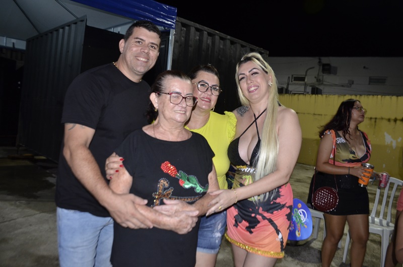 Porto Folia 2024: confira fotos da 3ª noite de Folia