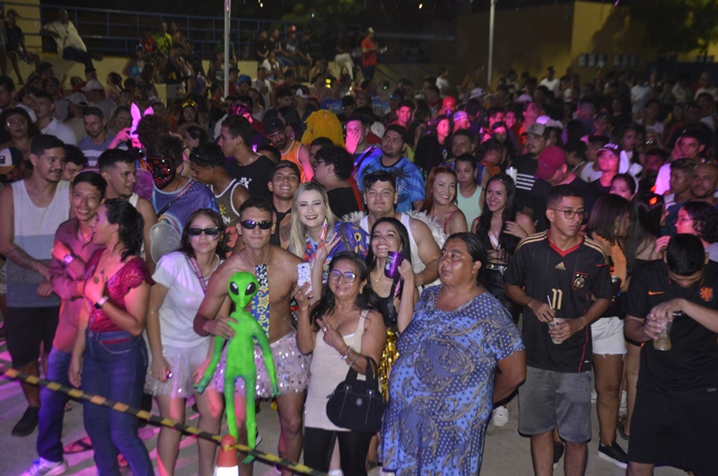 Porto Folia 2024: confira fotos da 3ª noite de Folia