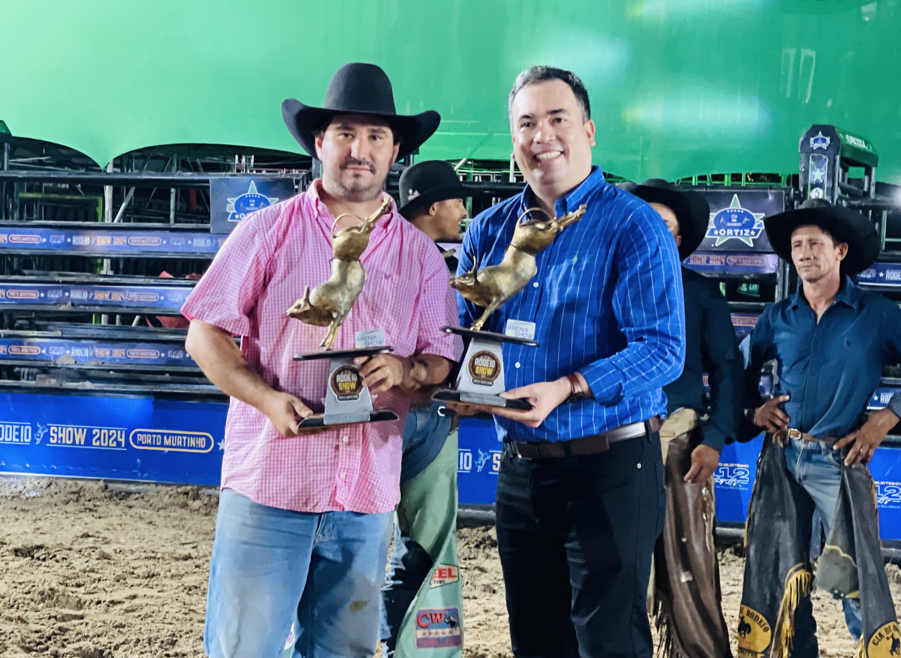 Noite de Adrenalina e Emoção Marca o Último Dia do Rodeio Show em Porto Murtinho