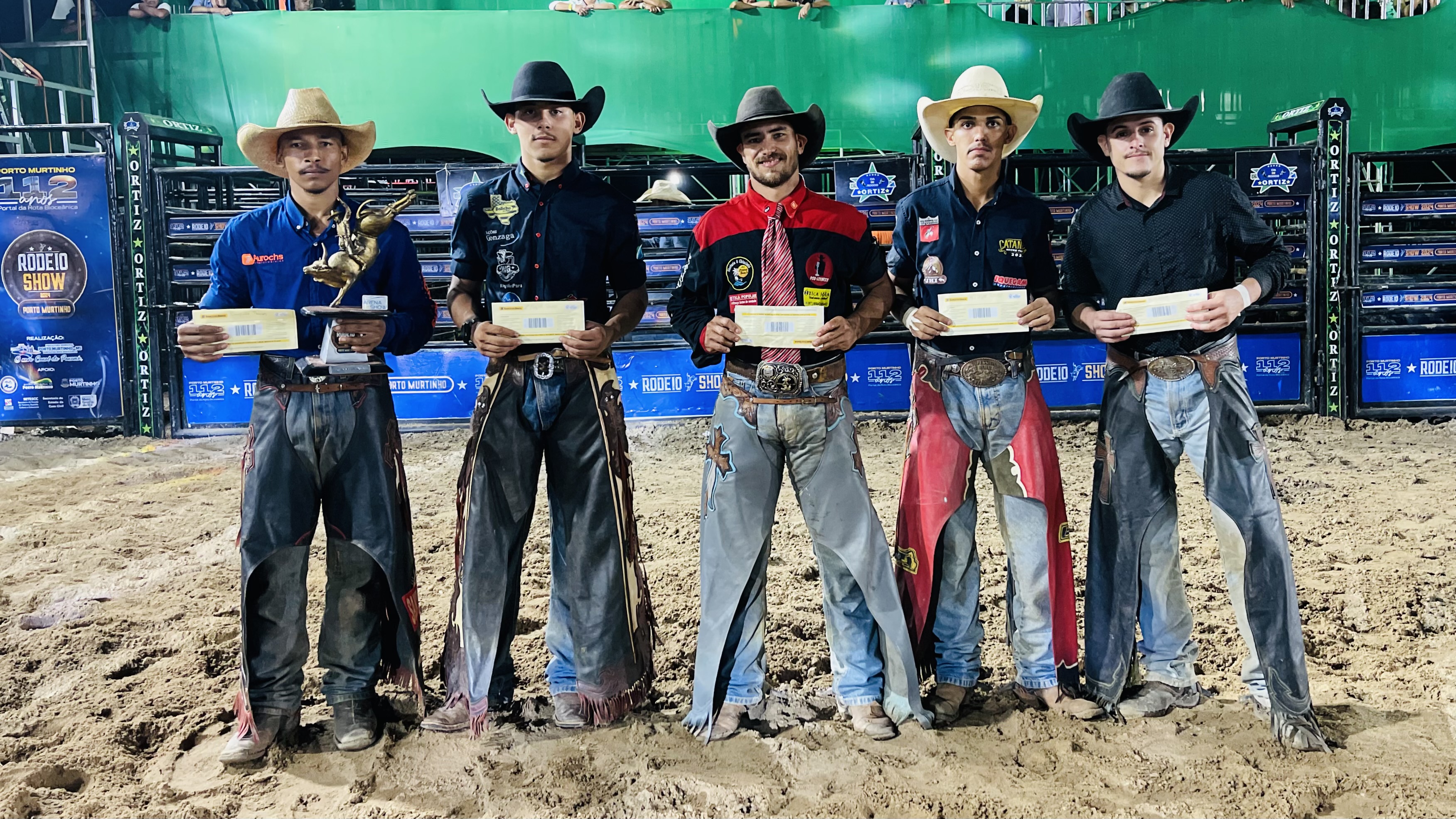 Noite de Adrenalina e Emoção Marca o Último Dia do Rodeio Show em Porto Murtinho