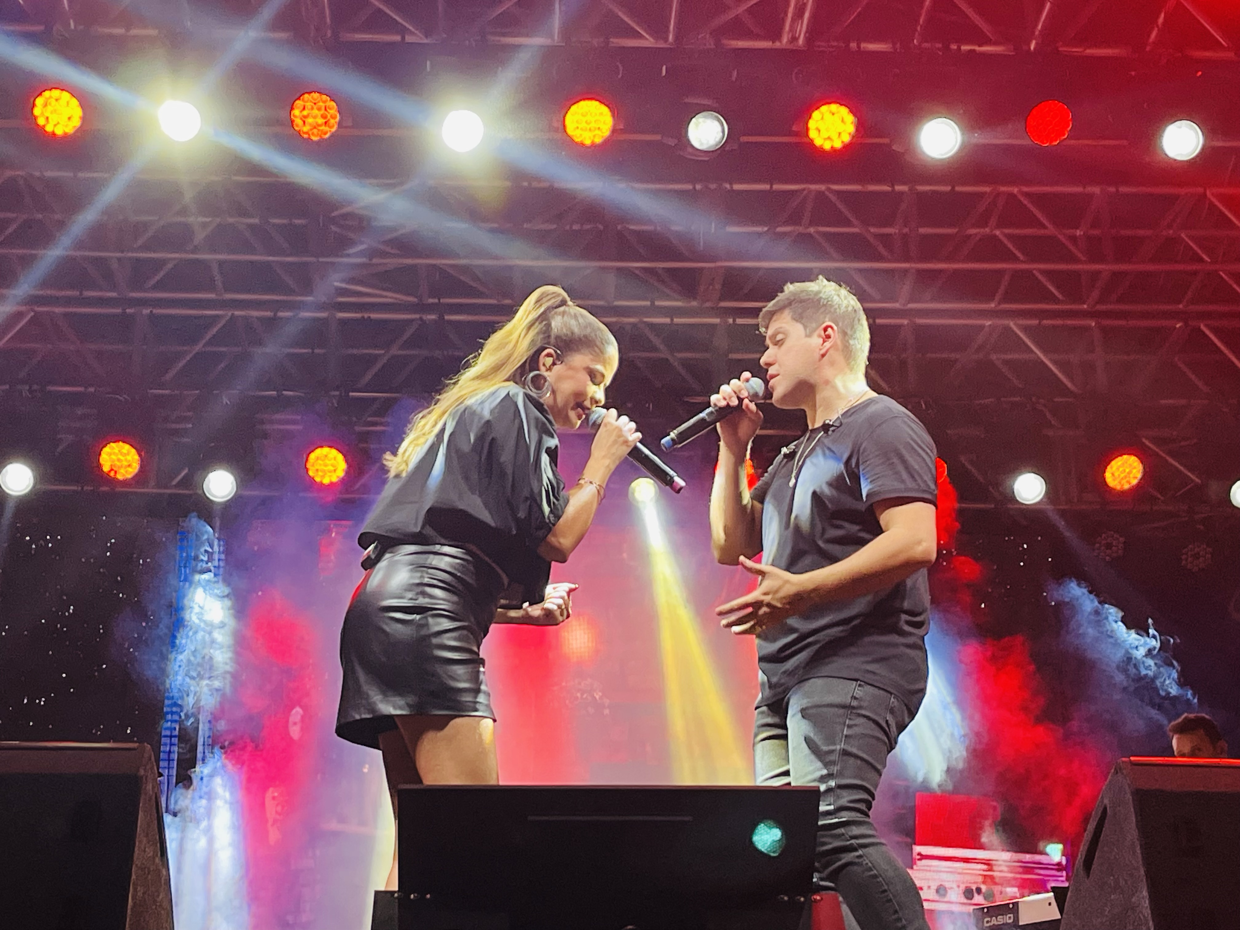 Noite de Sábado do Rodeio Show teve Maria Cecília e Rodolfo e Alma Serrana