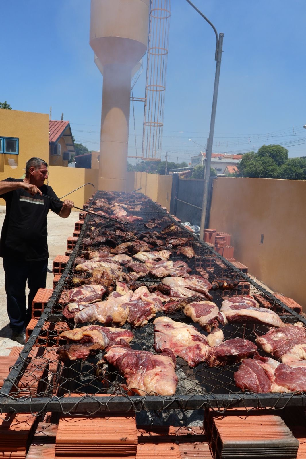 Dia do Servidor Público é comemorado com almoço especial, prêmios e show em Porto Murtinho