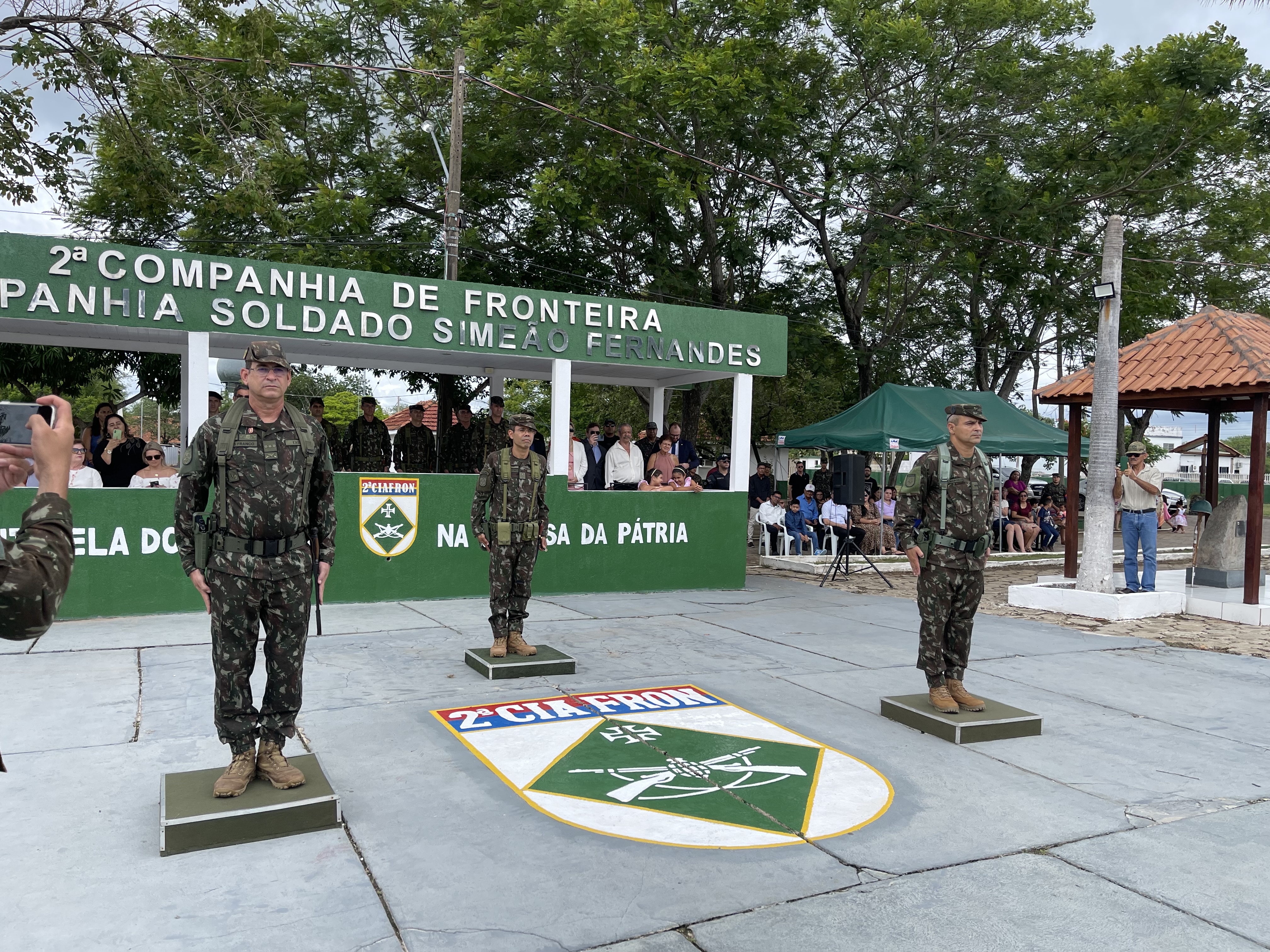 Prefeito Nelson Cintra participa da Solenidade de Passagem de Comando da 2ª Companhia de Fronteira