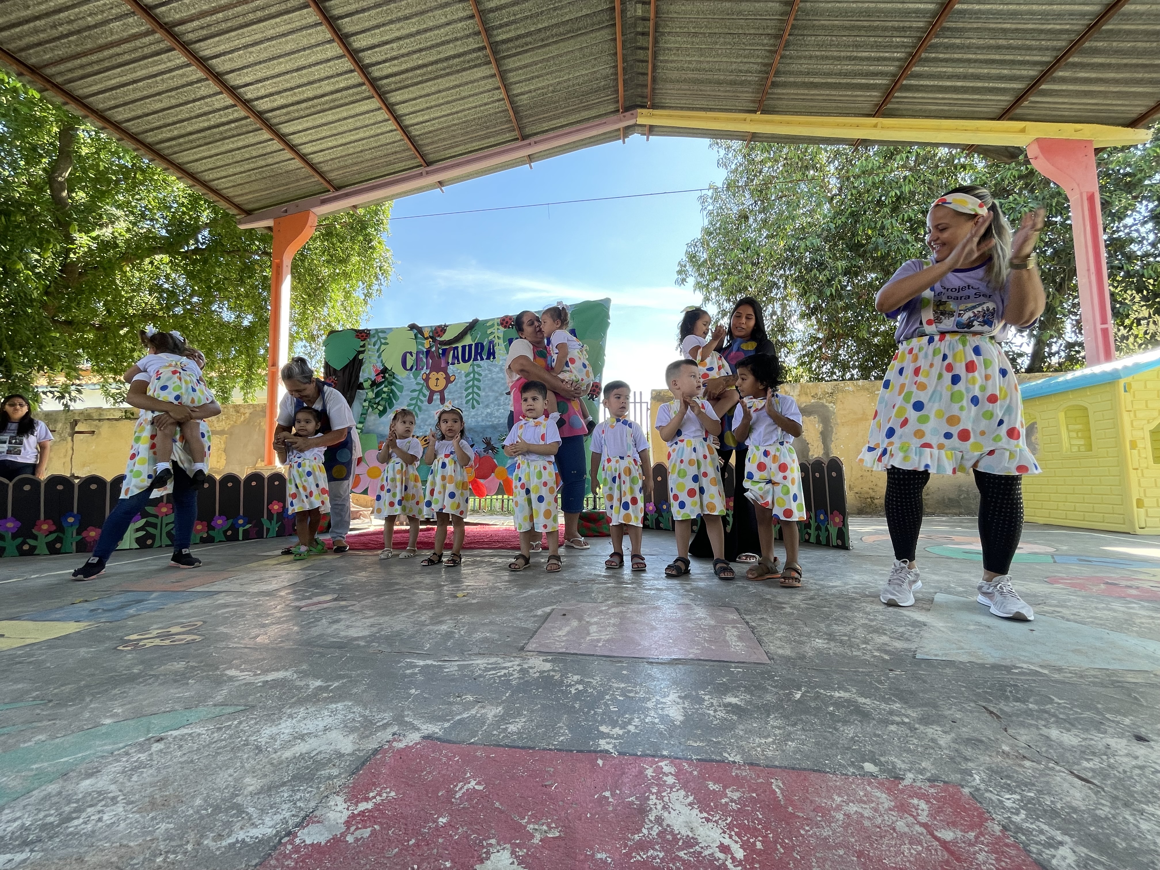 CEI Laura Vicuña encerra suas atividades com celebração emocionante