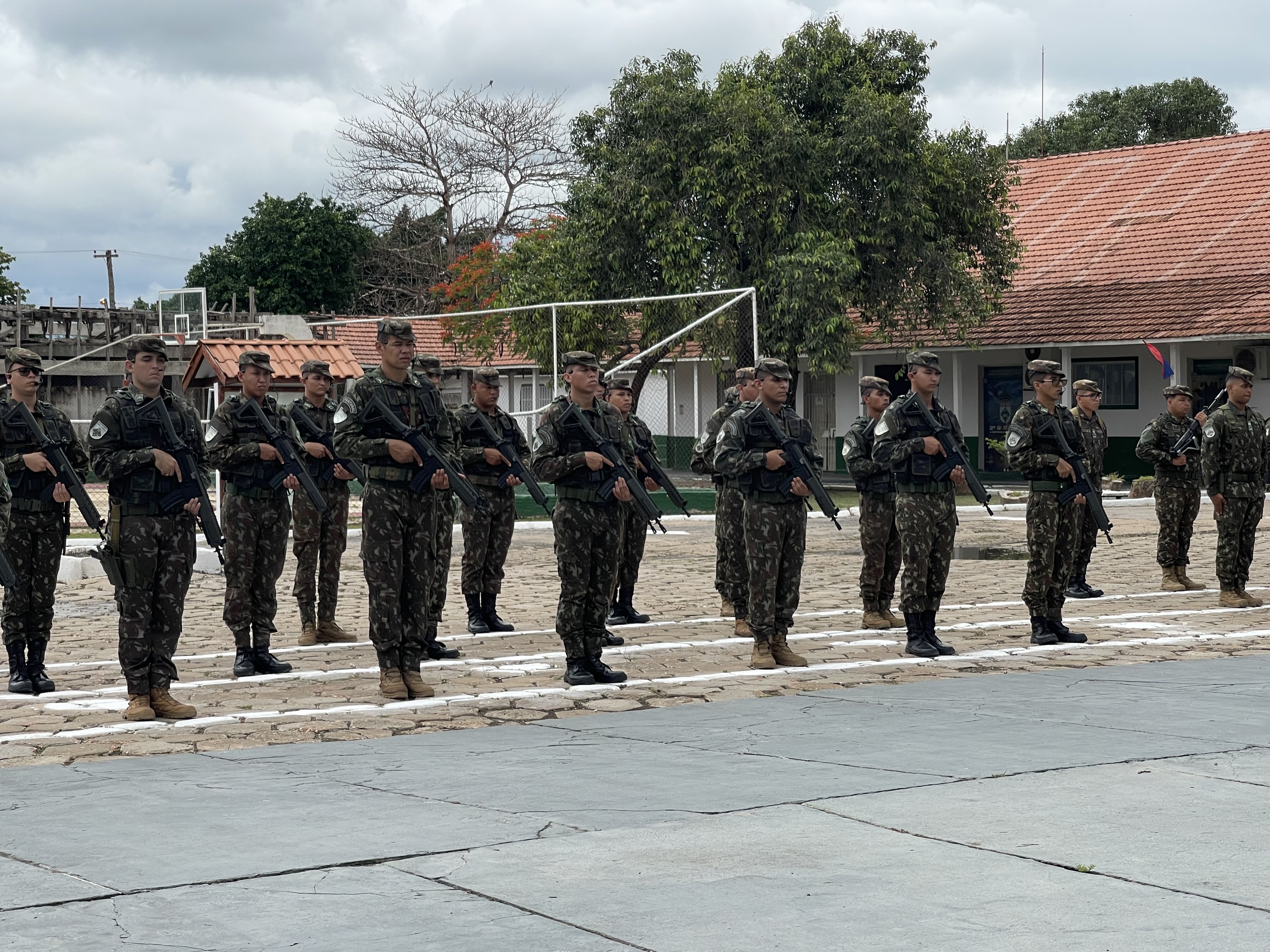 Prefeito Nelson Cintra participa da Solenidade de Passagem de Comando da 2ª Companhia de Fronteira