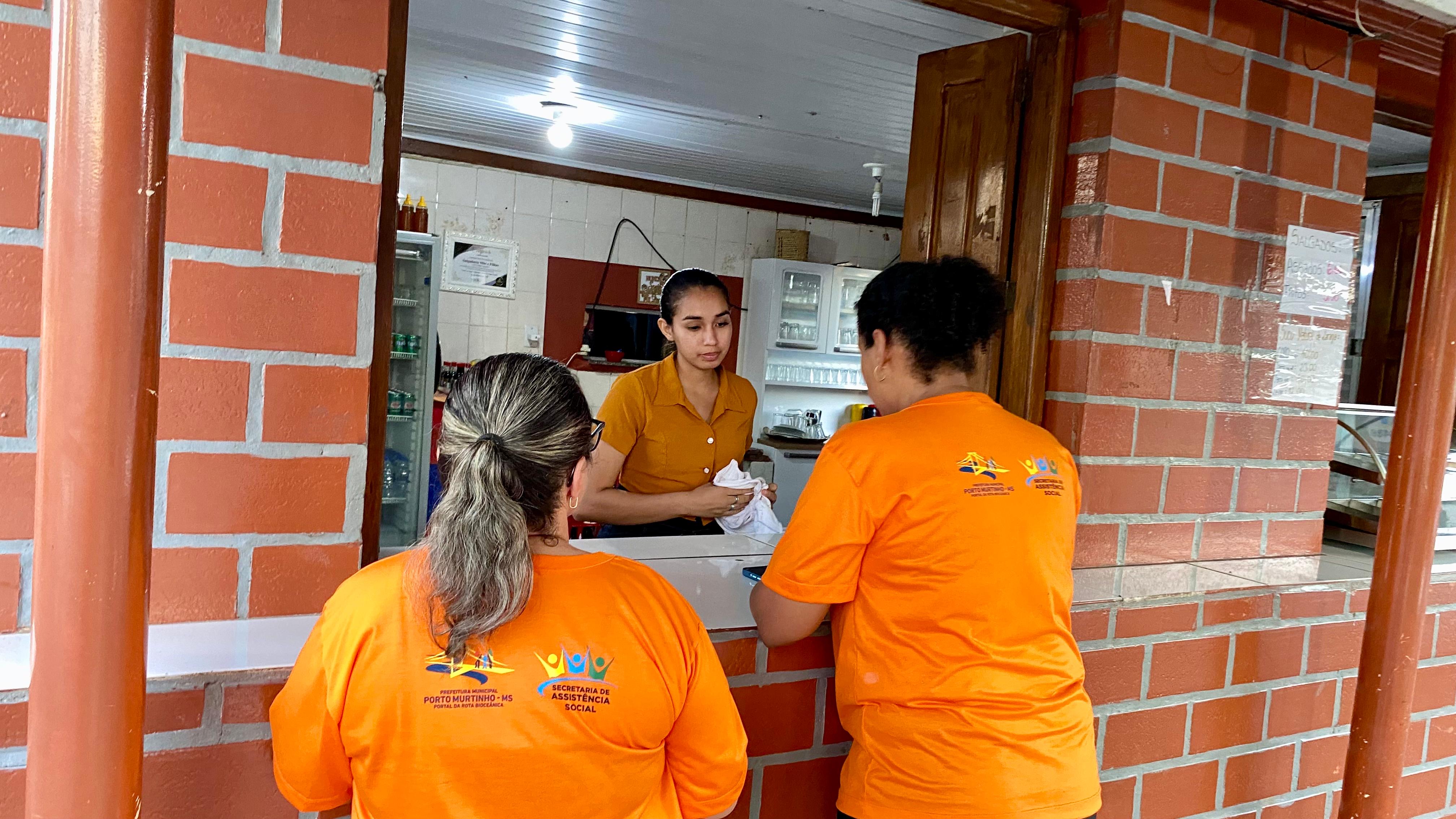 Blitz de Conscientização reforça compromisso com a proteção de crianças e adolescentes em Porto Murtinho Blitz de Conscientização reforça compromisso com a proteção de crianças e adolescentes em Porto Murtinho