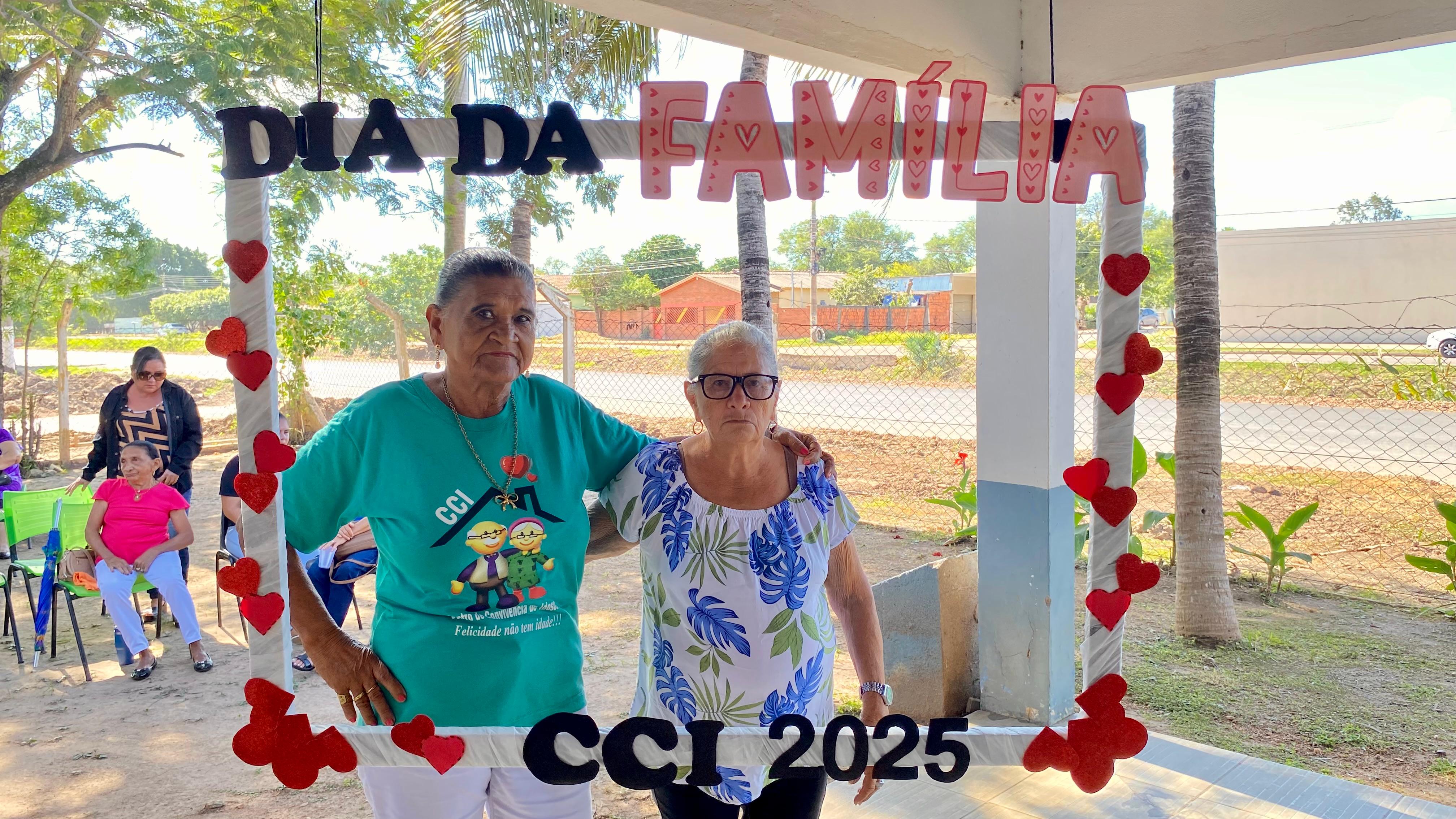 CCI celebra o Dia da Família com tarde especial de integração entre idosos, familiares e amigos CCI celebra o Dia da Família com tarde especial de integração entre idosos, familiares e amigos