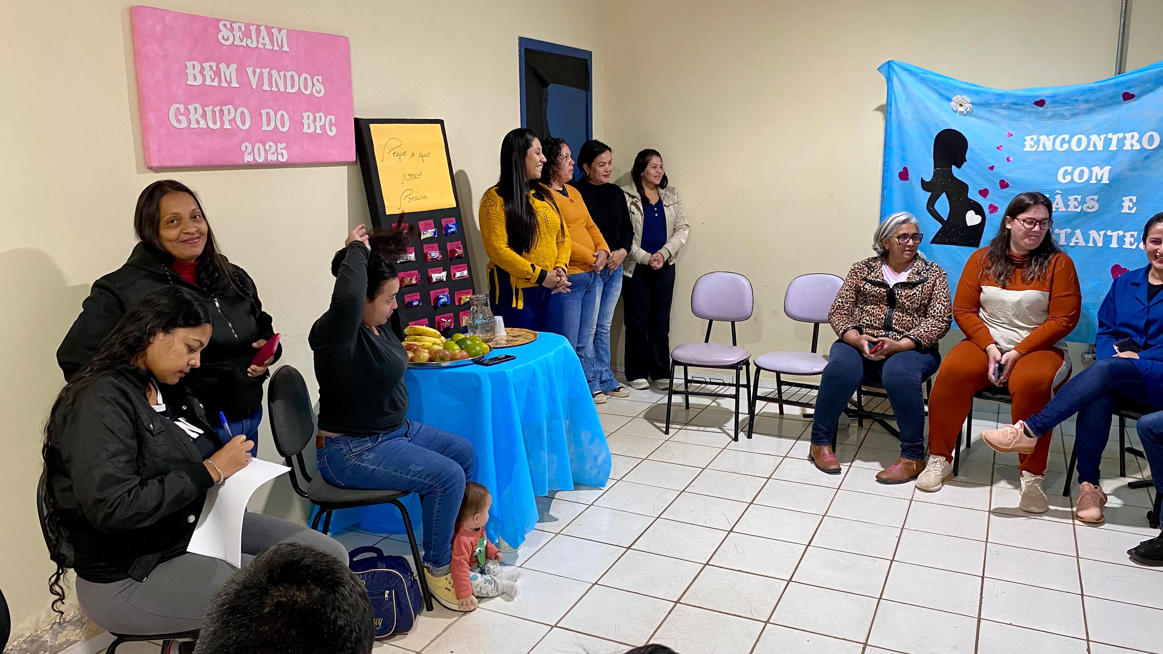 Encontro com mães e gestantes do Programa Criança Feliz aborda temas essenciais de Saúde Encontro com mães e gestantes do Programa Criança Feliz aborda temas essenciais de Saúde