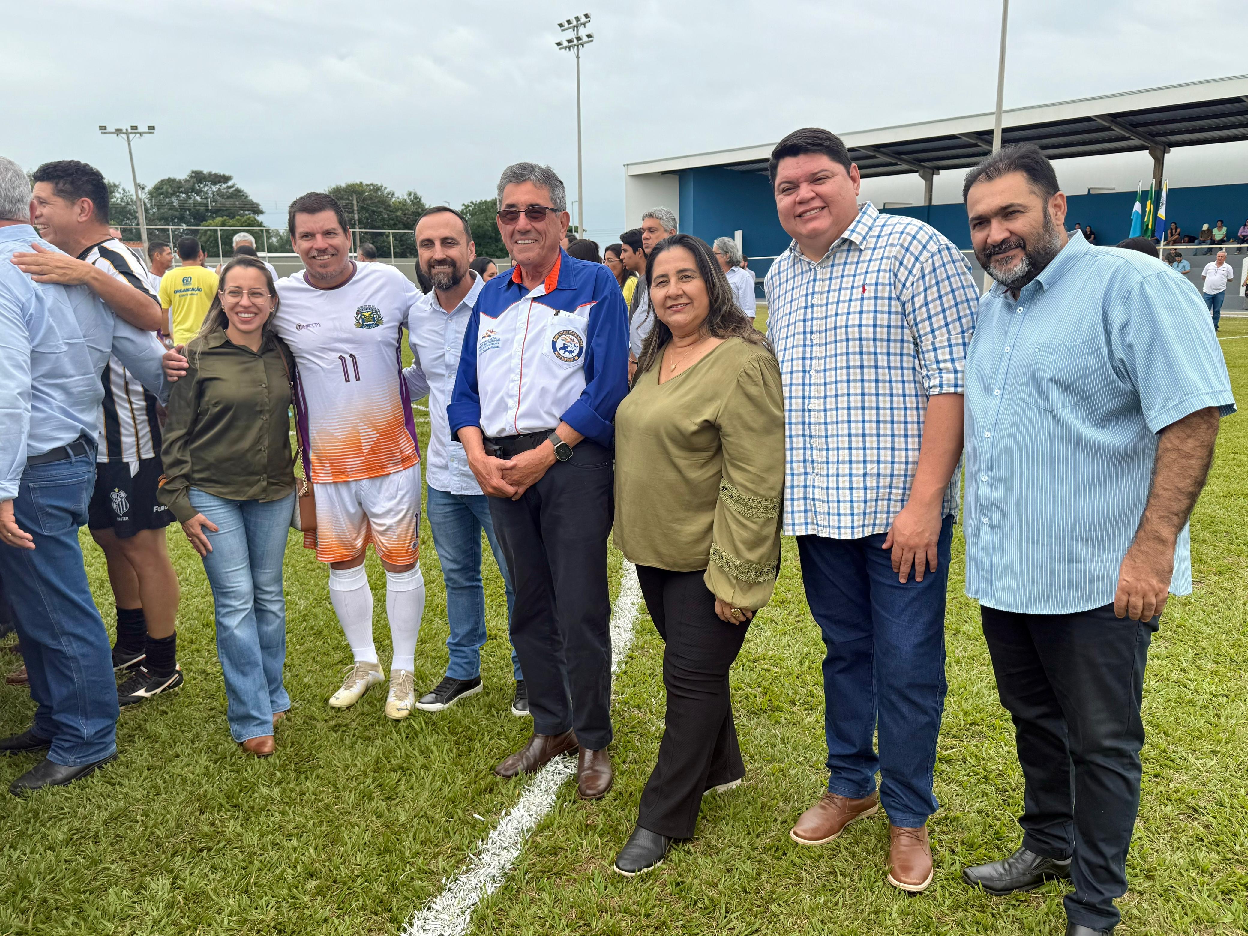 Prefeito Nelson Cintra e comitiva prestigiam aniversário de 60 anos de Caracol a convite do prefeito Neco Pagliosa