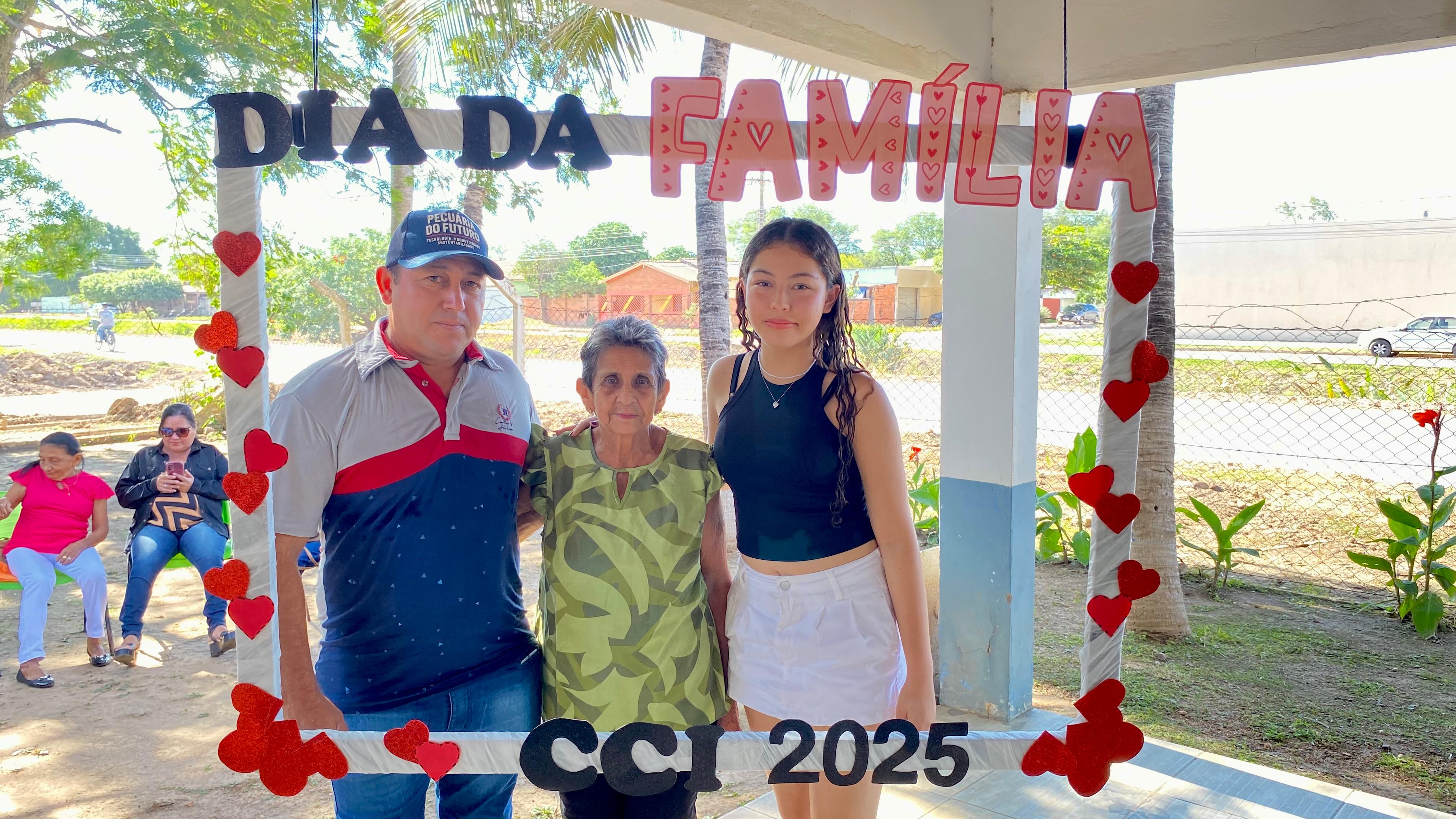 CCI celebra o Dia da Família com tarde especial de integração entre idosos, familiares e amigos CCI celebra o Dia da Família com tarde especial de integração entre idosos, familiares e amigos