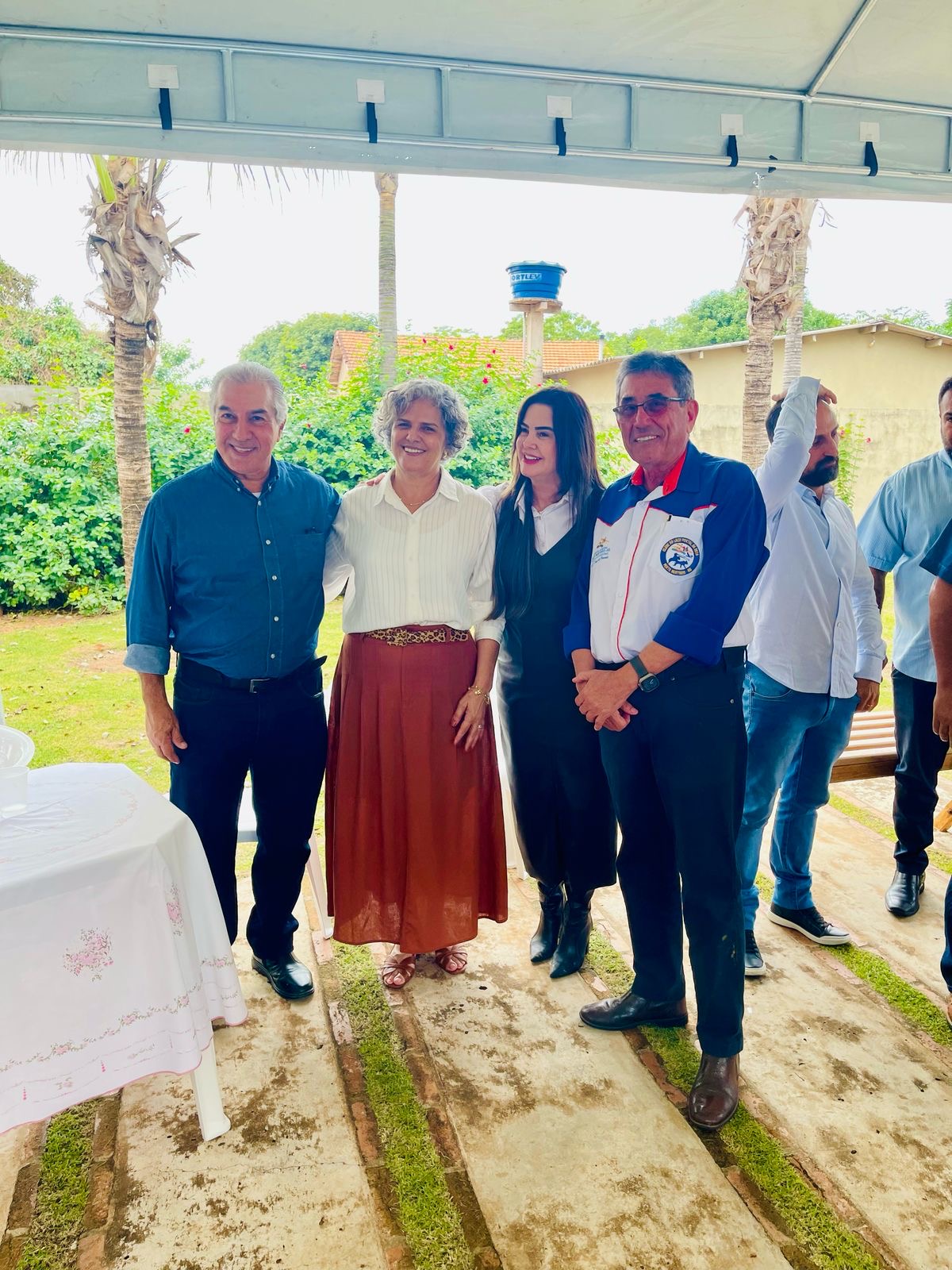 Prefeito Nelson Cintra e comitiva prestigiam aniversário de 60 anos de Caracol a convite do prefeito Neco Pagliosa Prefeito Nelson Cintra e comitiva prestigiam aniversário de 60 anos de Caracol a convite do prefeito Neco Pagliosa