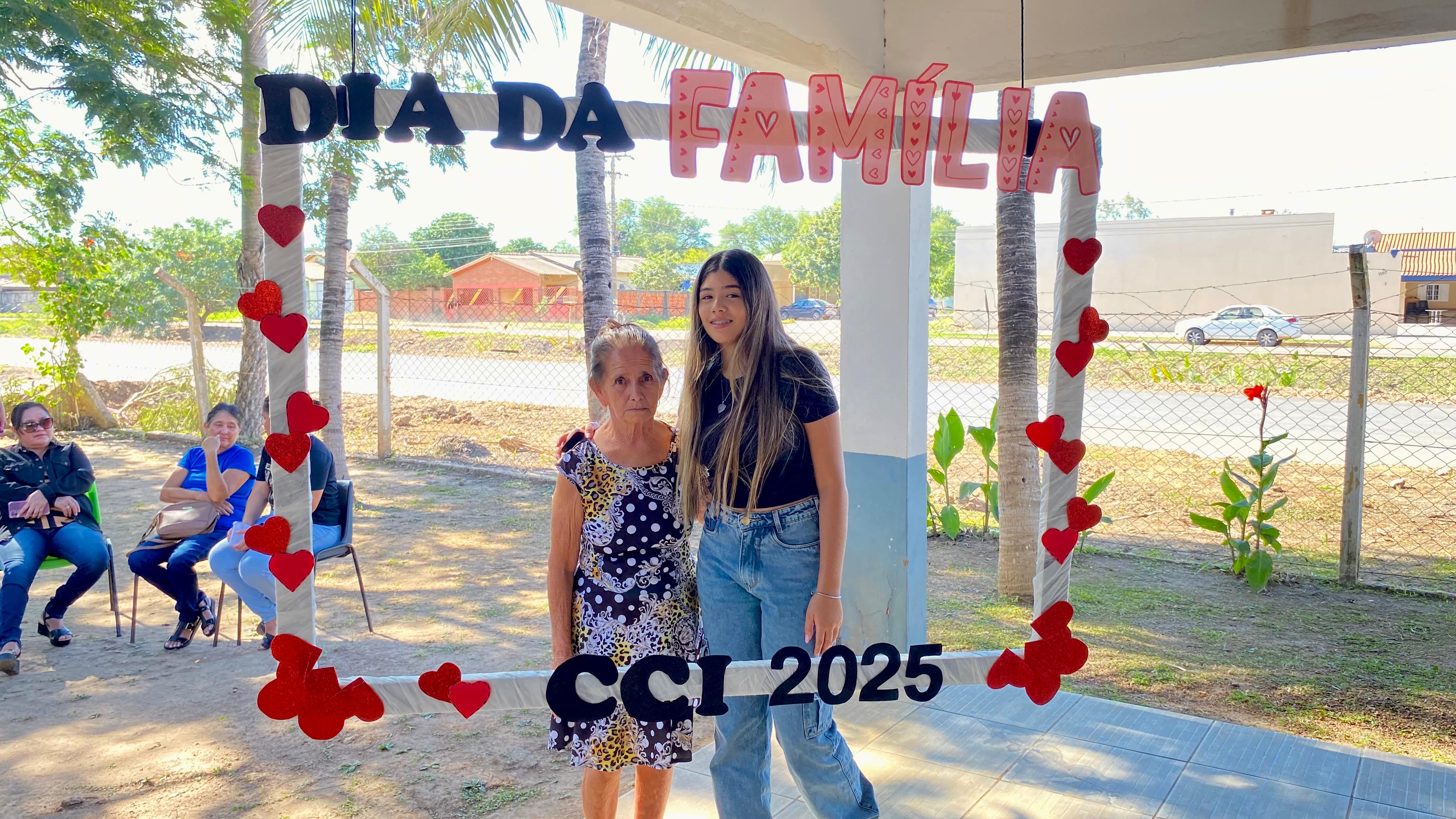 CCI celebra o Dia da Família com tarde especial de integração entre idosos, familiares e amigos CCI celebra o Dia da Família com tarde especial de integração entre idosos, familiares e amigos